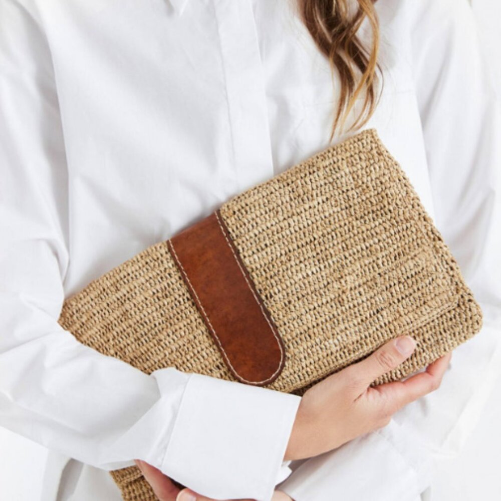 IBELIV Belizi Pochette Clutch (NWT!) - Picture 7 of 11